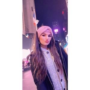 Meet your Posher, Amy